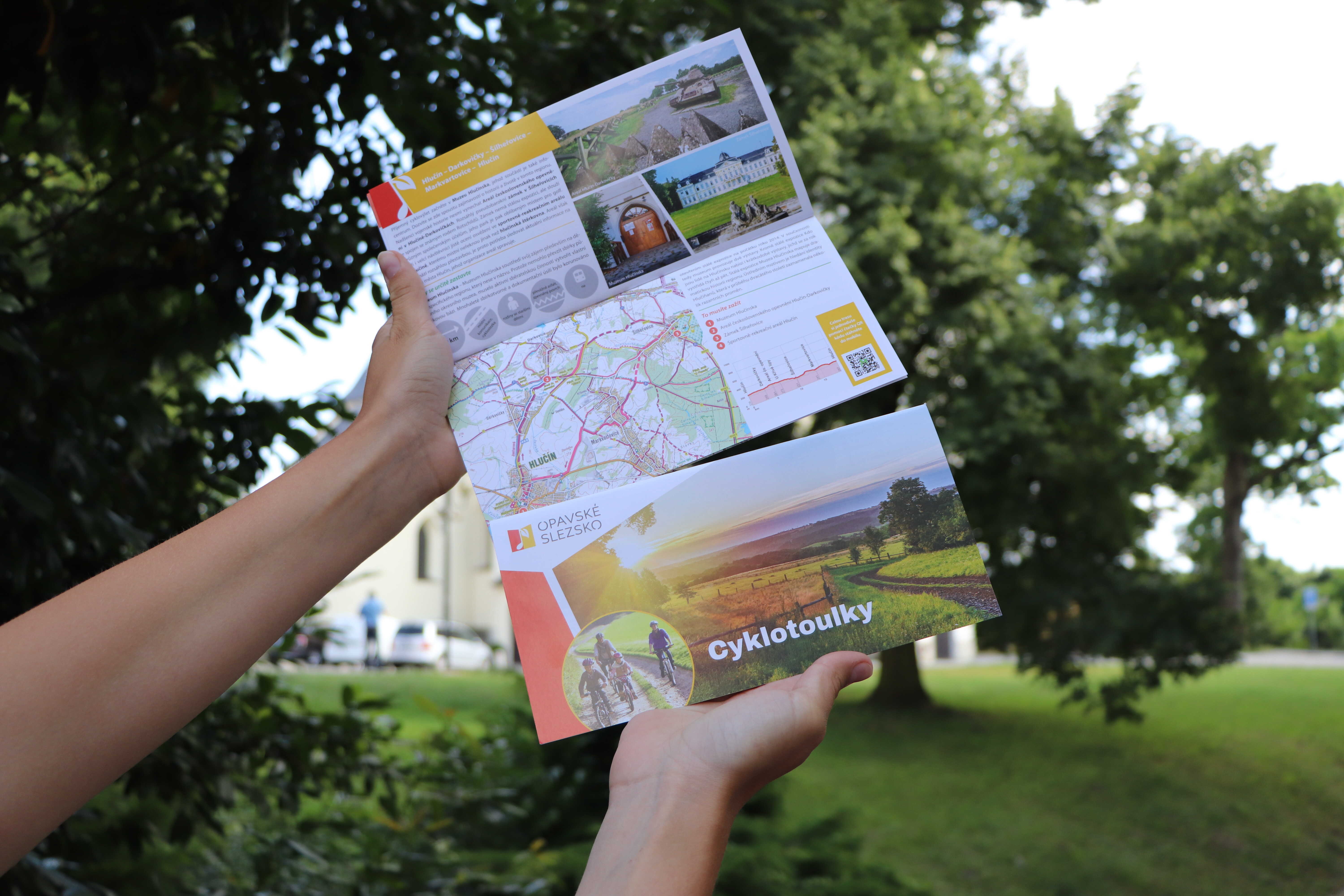Cyklotoulky a Mapový průvodce - k dispozici na TIC Hlučín Cyklotoulky a Mapový průvodce - k dispozici na TIC Hlučín