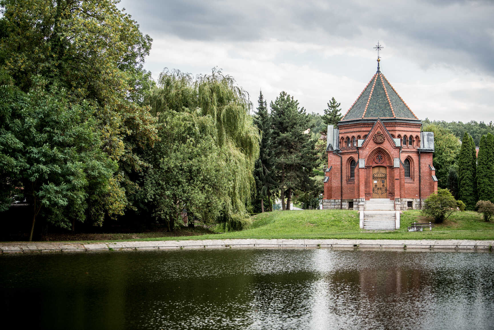 Mauzoleum rodu Lichnovských 