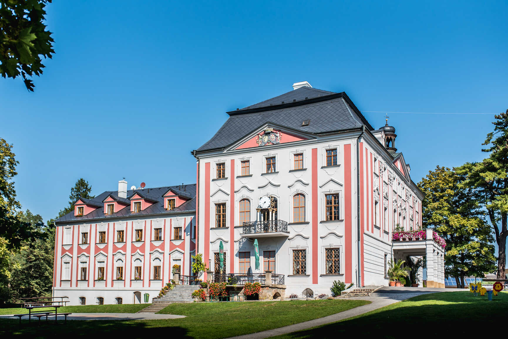 Zámek Velké Hoštice 